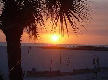 Отель Beach Palms Редингтон-Шорс Экстерьер фото